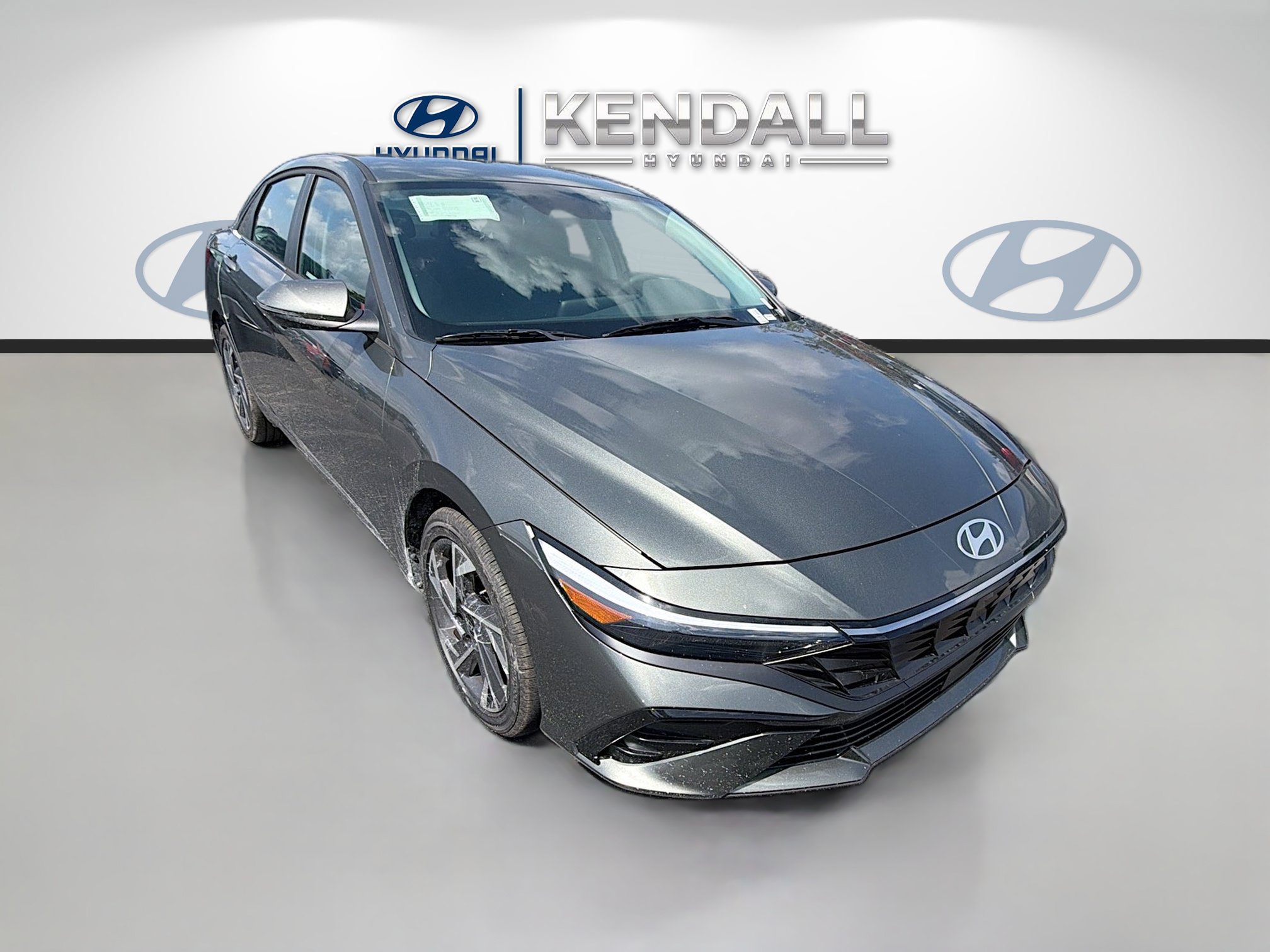 New 2026 Hyundai Elantra Limited FWD image 1
