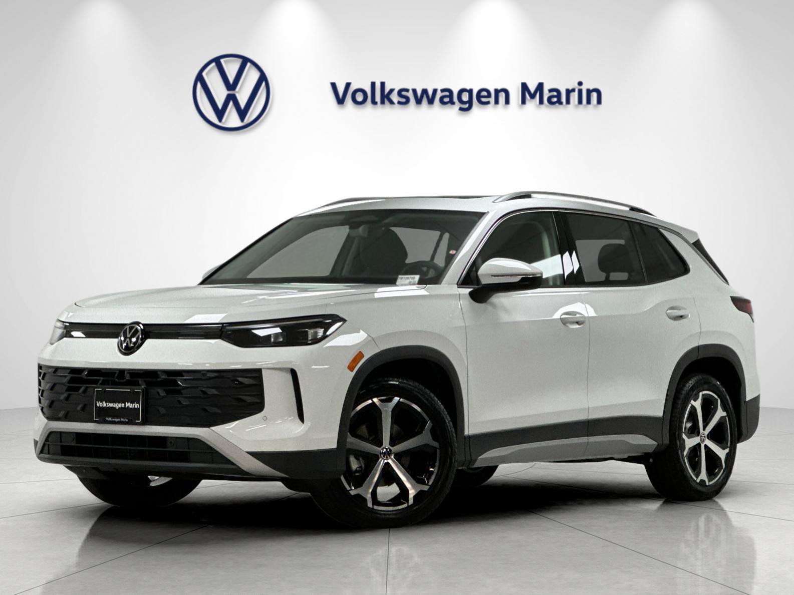 New 2026 Volkswagen Tiguan SE