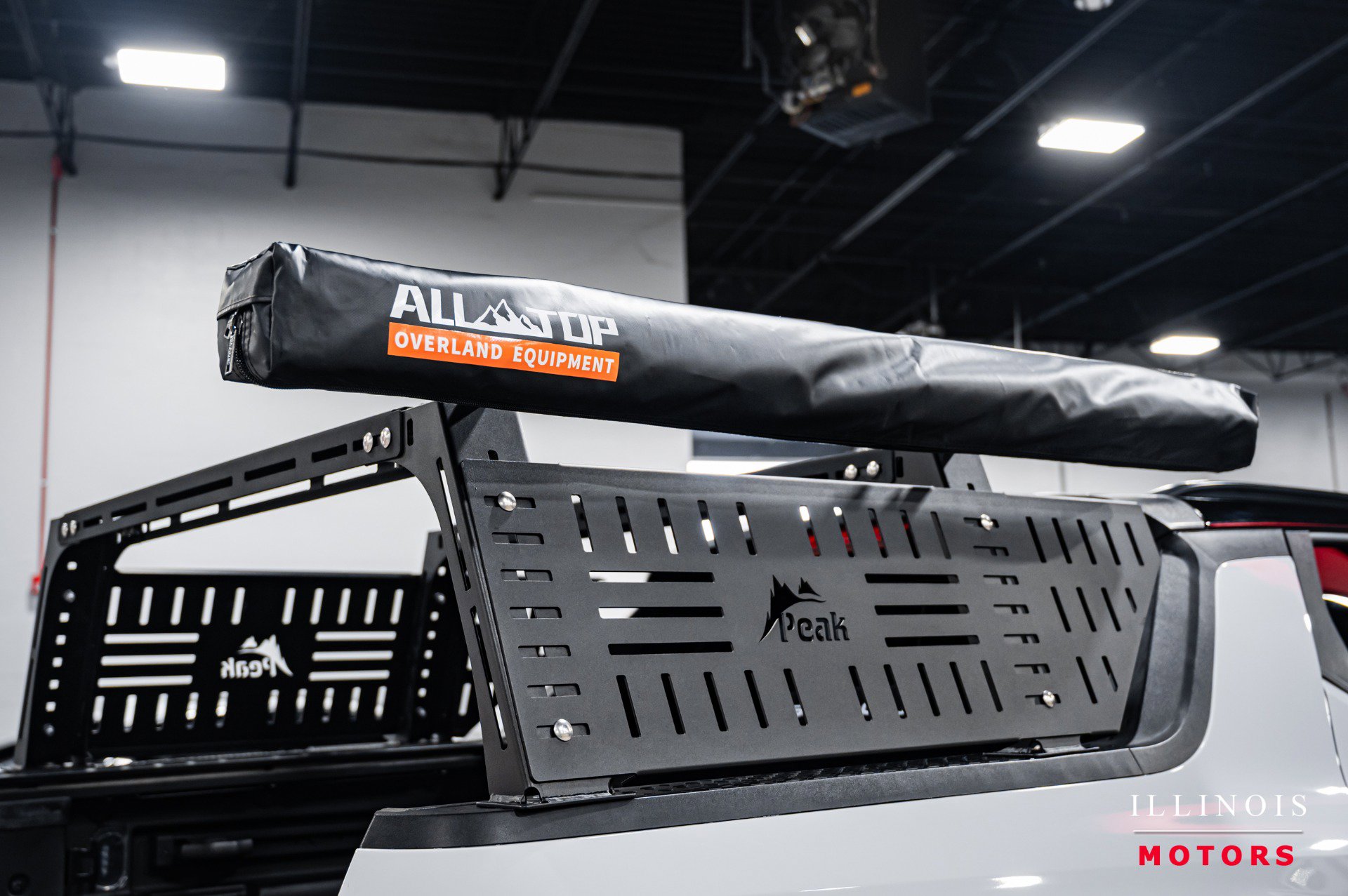 Used 2022 Hyundai Santa Cruz SEL Premium image 18