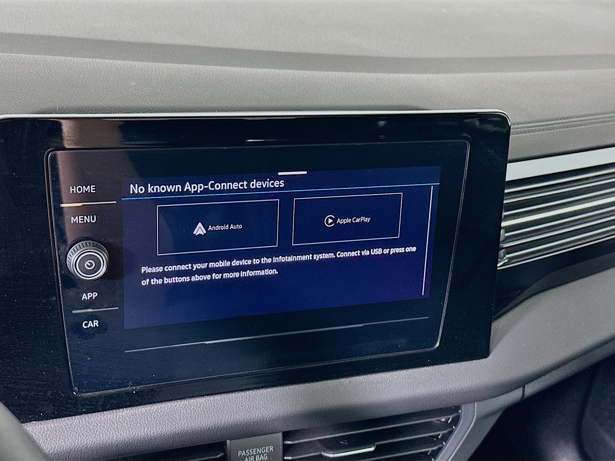 Used 2025 Volkswagen Jetta S image 21