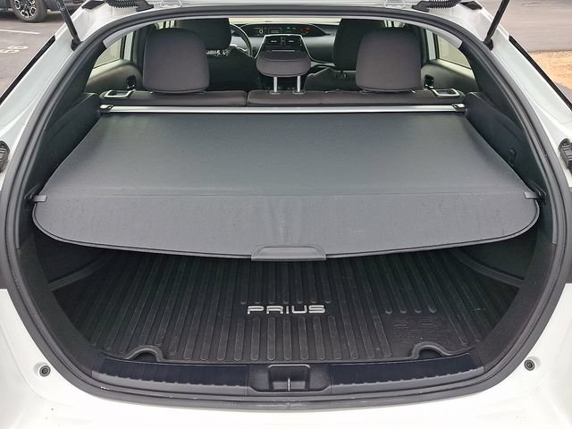 Used 2022 Toyota Prius LE FWD image 30