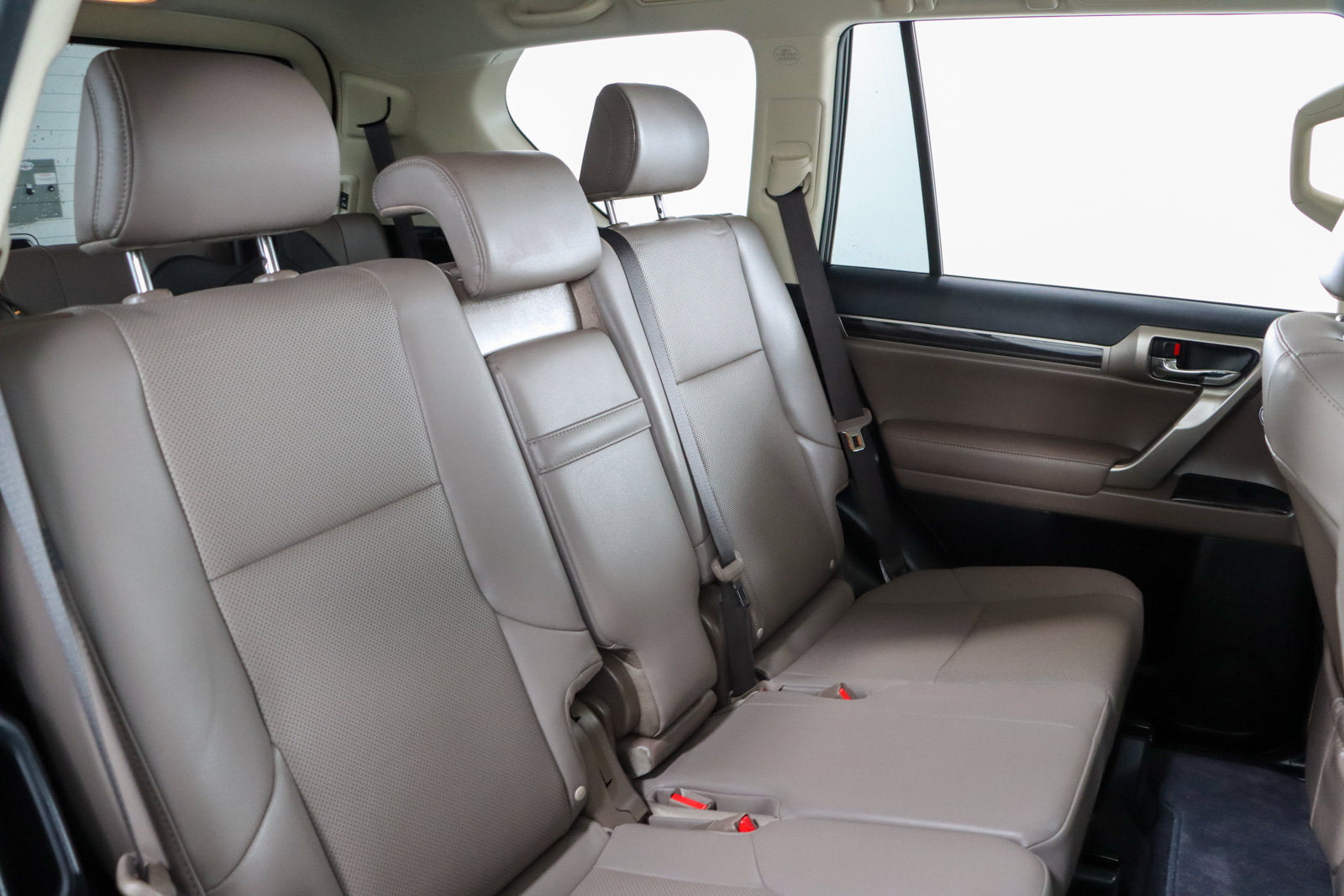 Used 2021 Lexus GX 460 Premium w/ Premium Plus Package AWD/4WD image 32