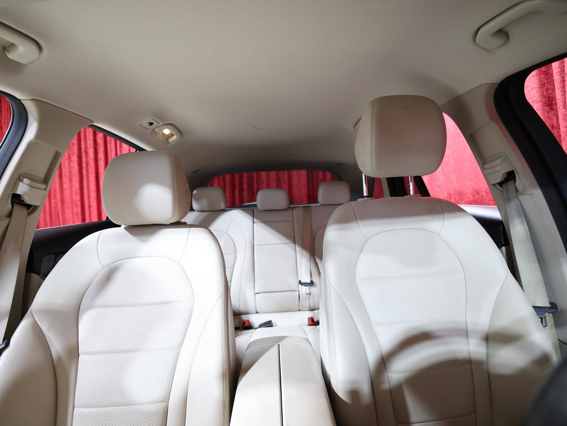 Used 2020 Mercedes-Benz GLC 300 image 24
