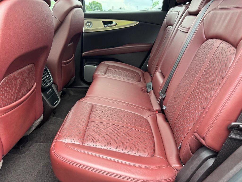 Used 2019 Lincoln Nautilus Black Label AWD/4WD image 24