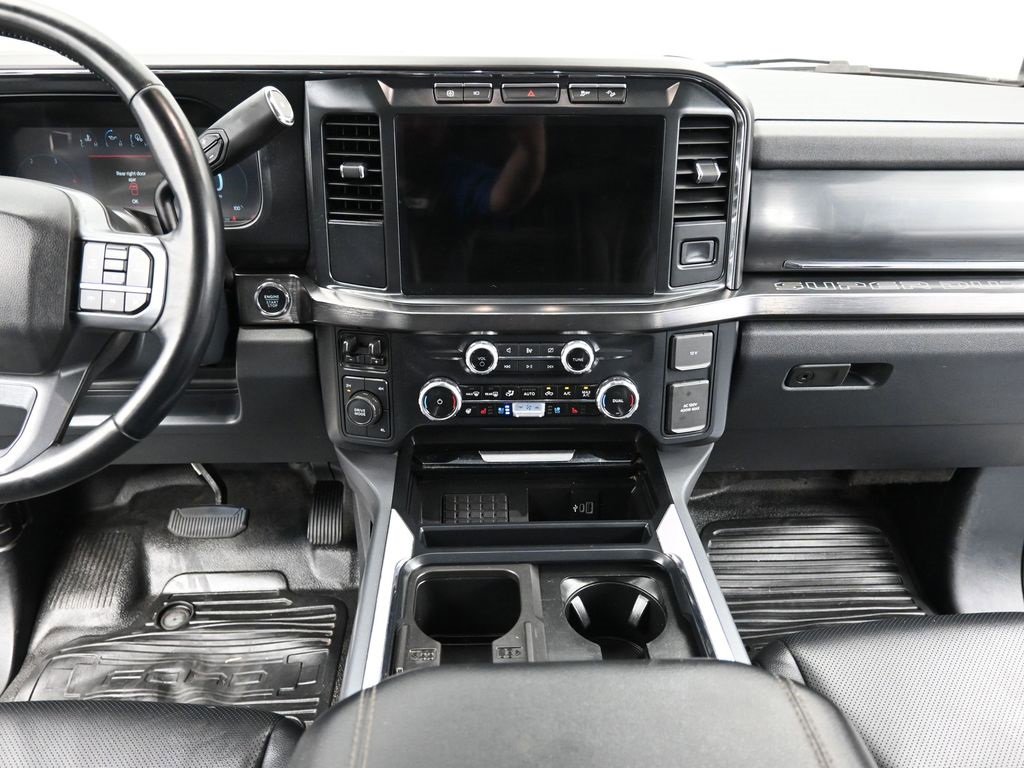 Used 2024 Ford F350 Lariat image 13
