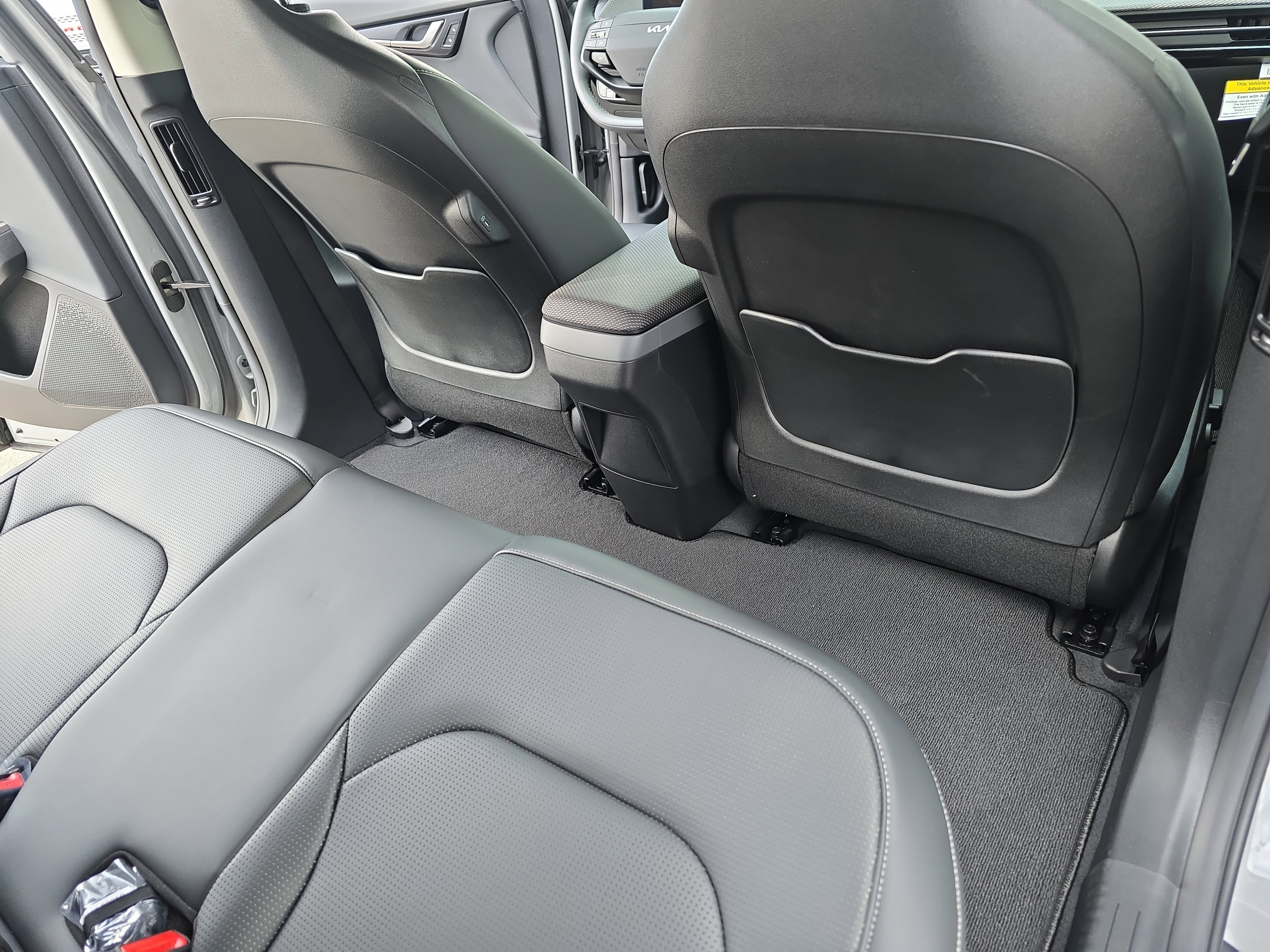 New 2025 Kia EV6 Wind image 12