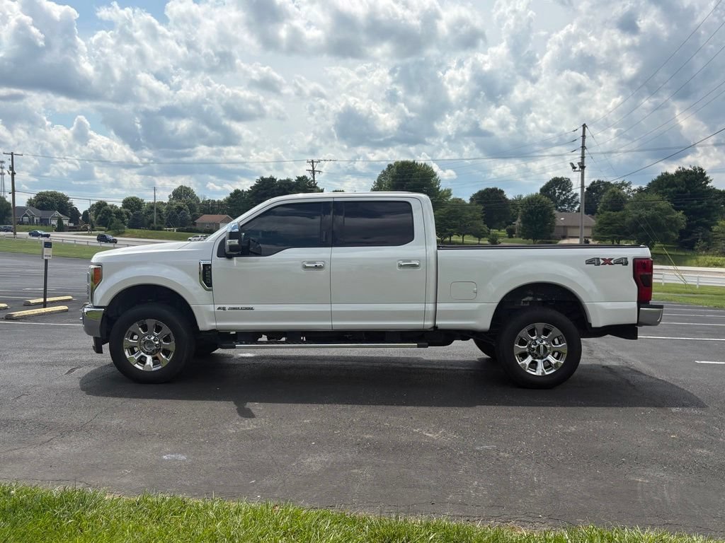 Used 2017 Ford F250 Lariat w/ Lariat Ultimate Package AWD/4WD image 6