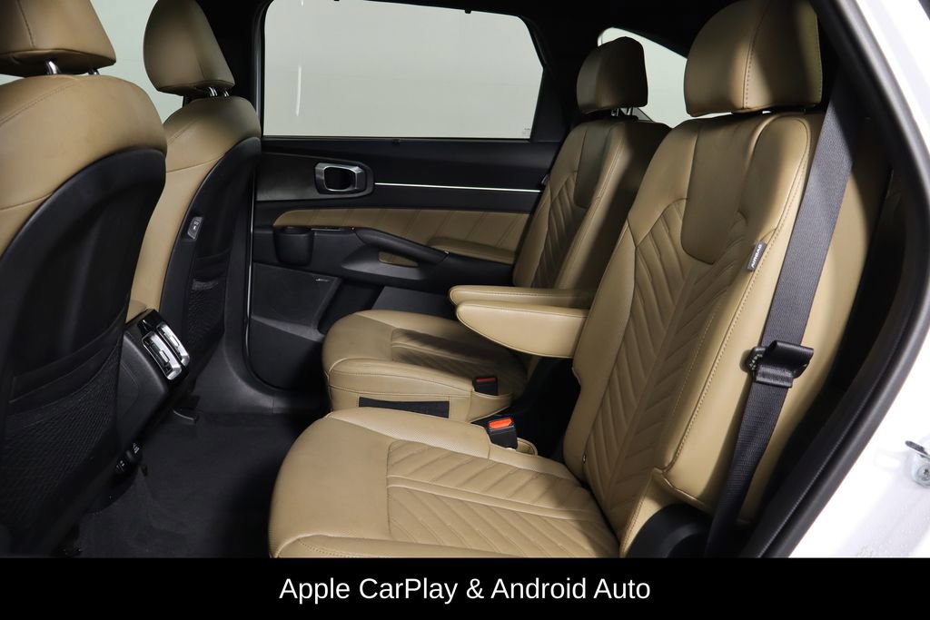 Used 2024 Kia Sorento SX Prestige w/ Olive Brown Leather Package image 16