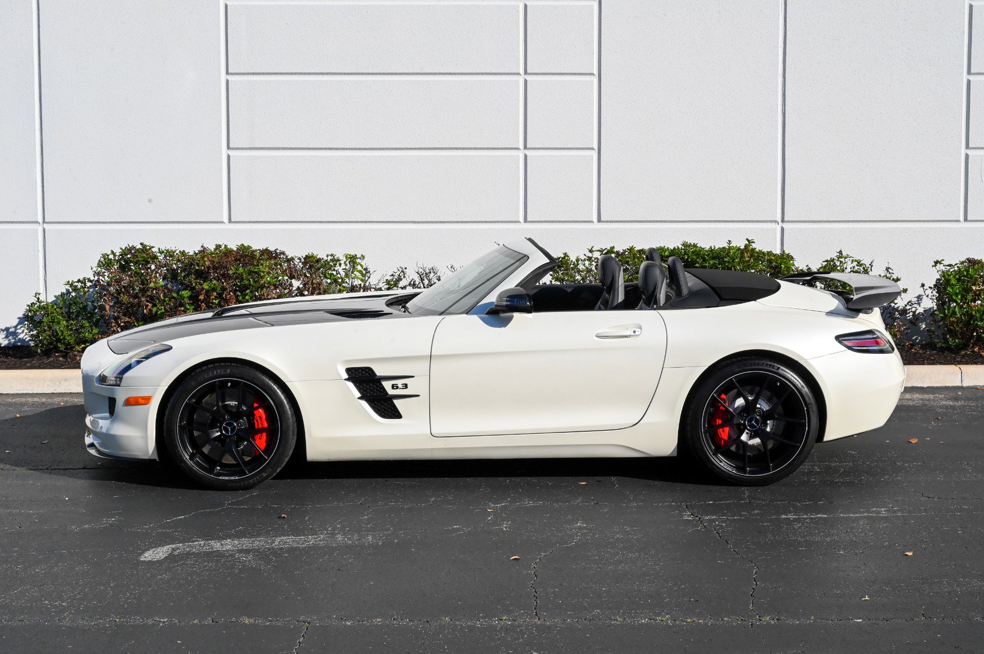 Used 2015 Mercedes-Benz SLS AMG GT Final Edition image 19