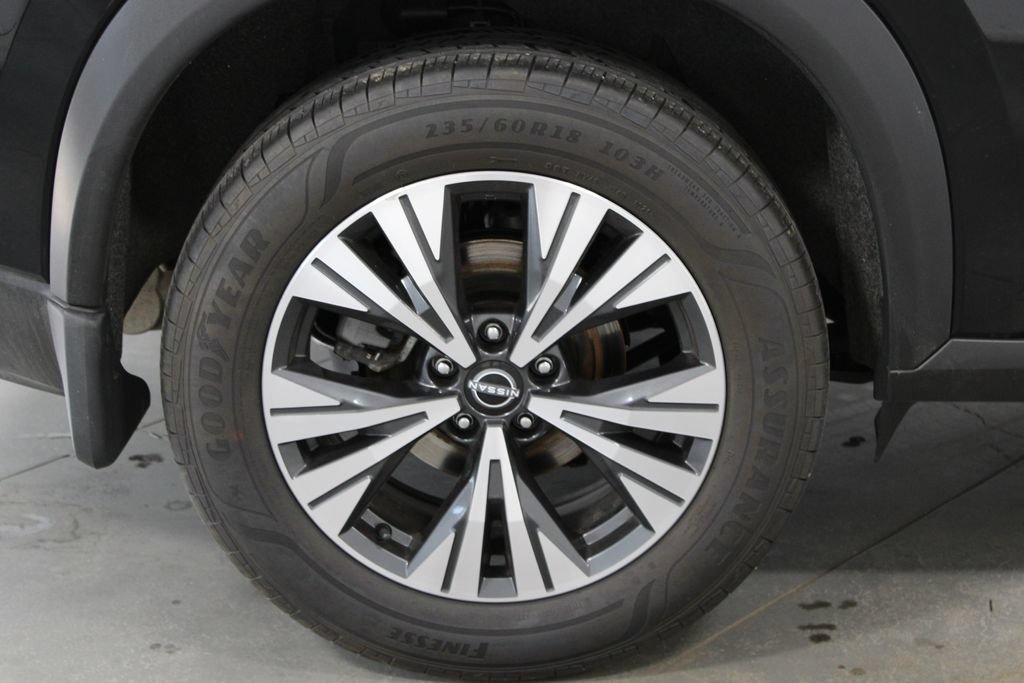 Used 2023 Nissan Rogue SV AWD/4WD image 15