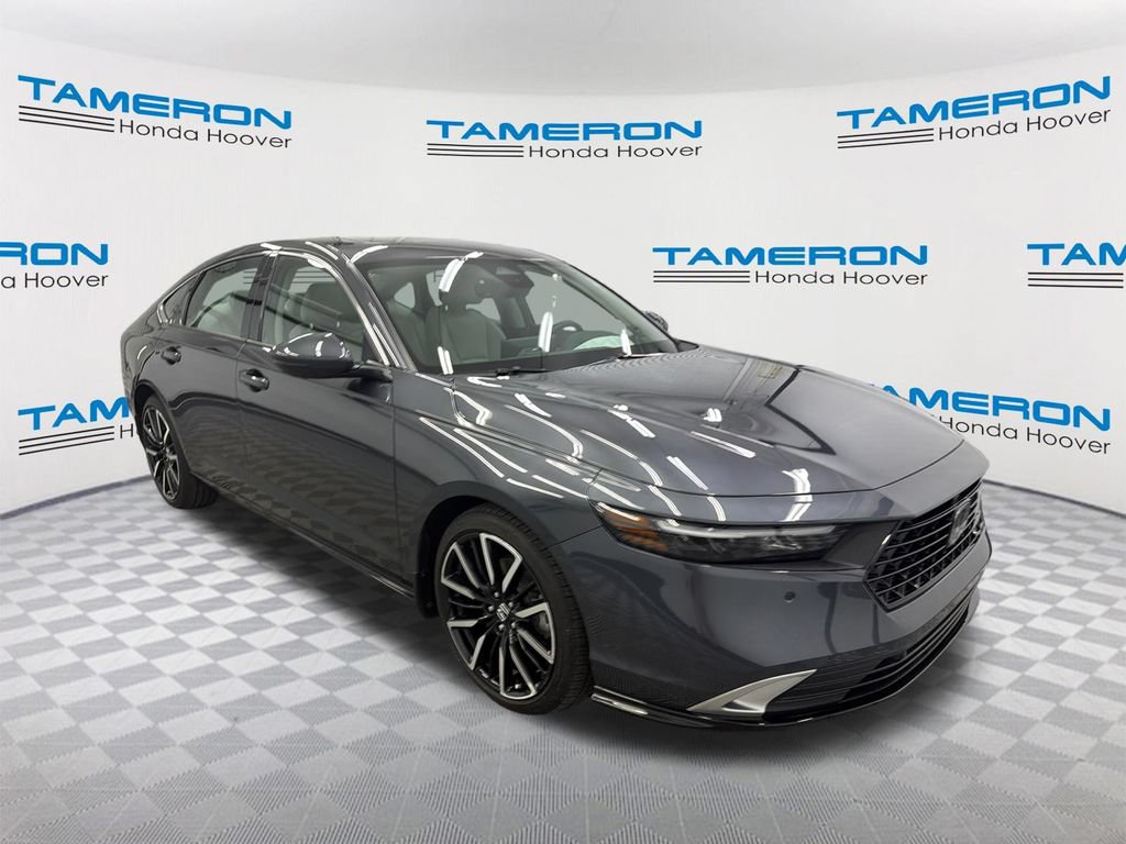 Used 2024 Honda Accord Touring image 7
