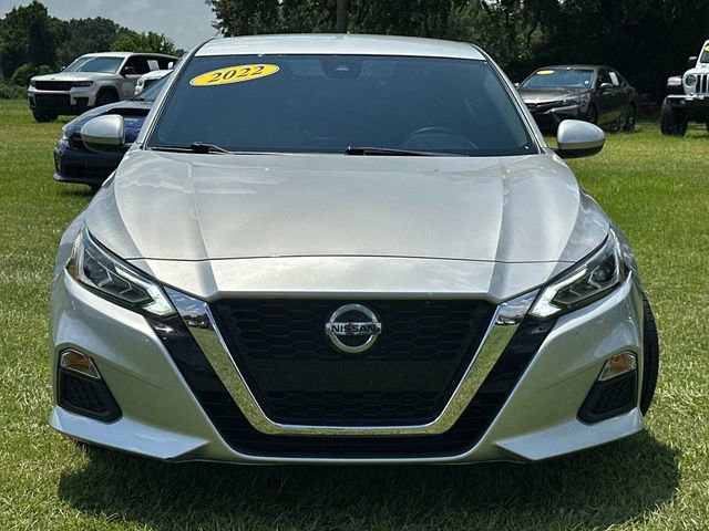 Used 2022 Nissan Altima 2.5 SV image 2