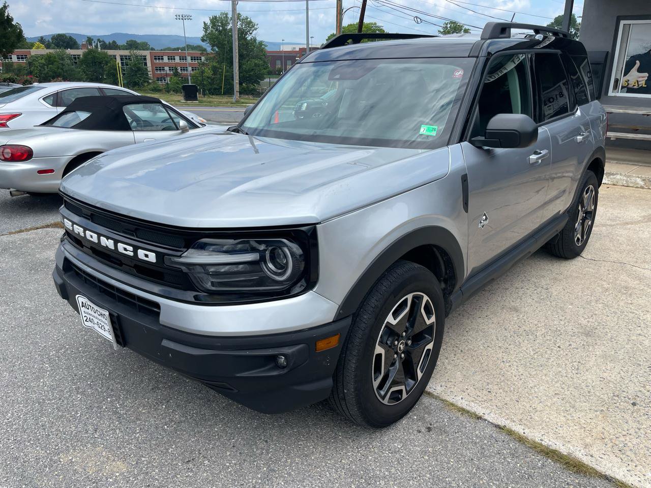 Used 2022 Ford Bronco Sport Outer Banks w/ Tech Package AWD/4WD image 5