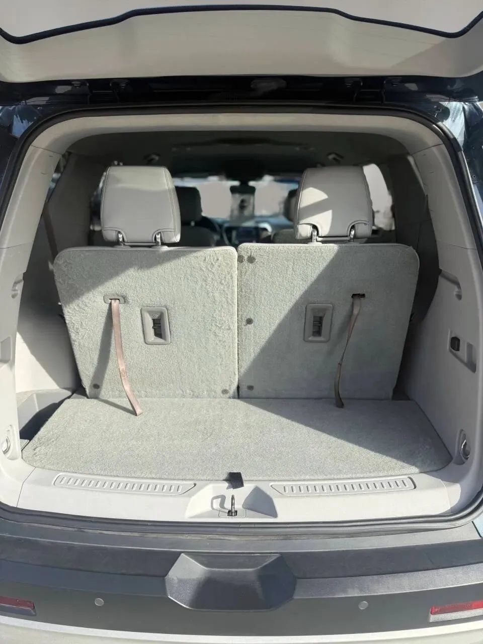 Used 2019 GMC Acadia SLT w/ LPO, Floor Liner Package FWD image 20