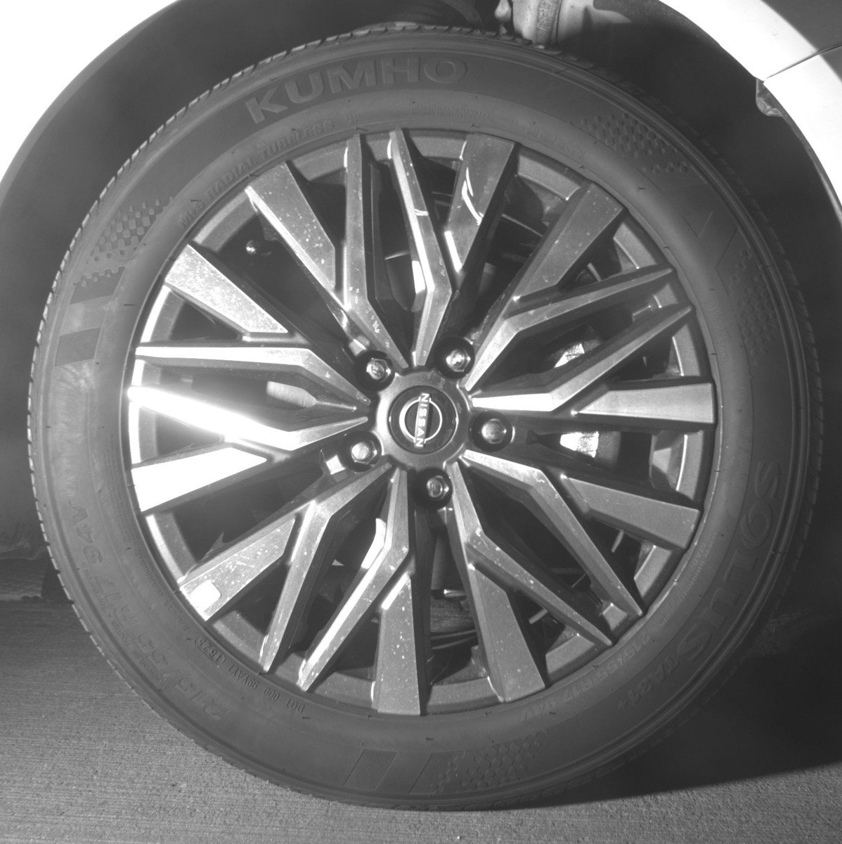 Used 2025 Nissan Altima 2.5 SV image 13