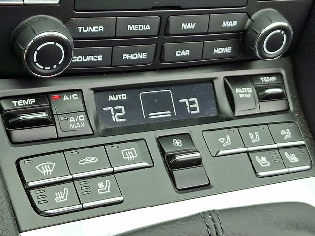 Used 2022 Porsche 718 Boxster S image 14