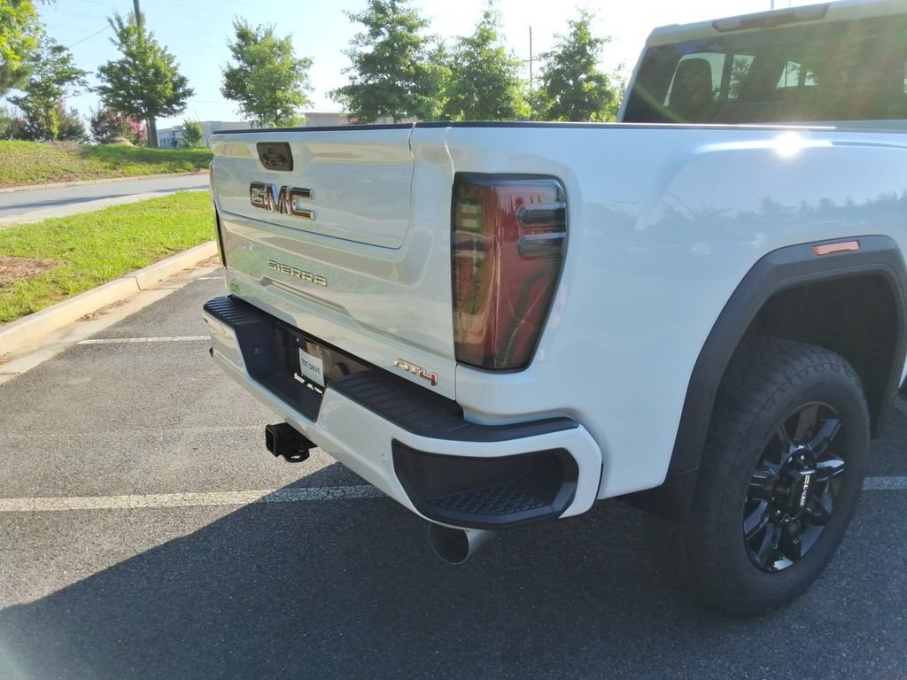 Certified 2026 GMC Sierra 2500 AT4 w/ AT4 Premium Plus Package AWD/4WD image 16