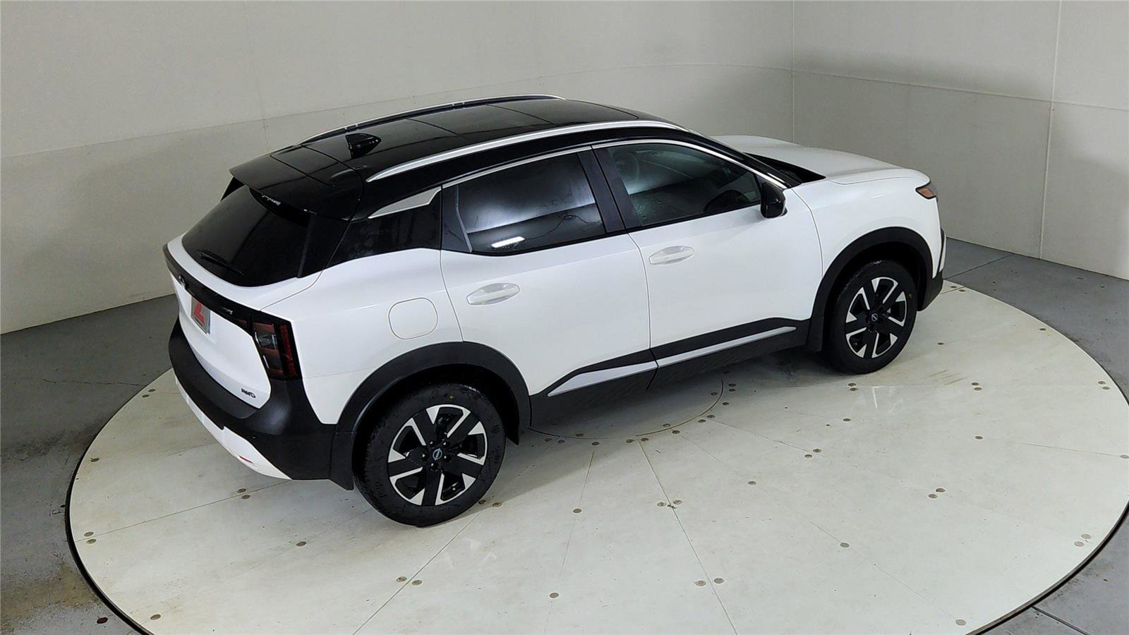 New 2026 Nissan Kicks SV w/ SV Premium Package image 44