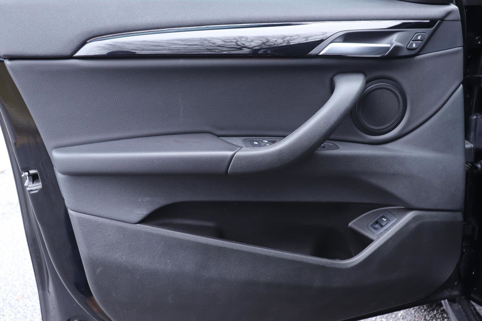 Used 2022 BMW X2 xDrive28i w/ Convenience Package image 10