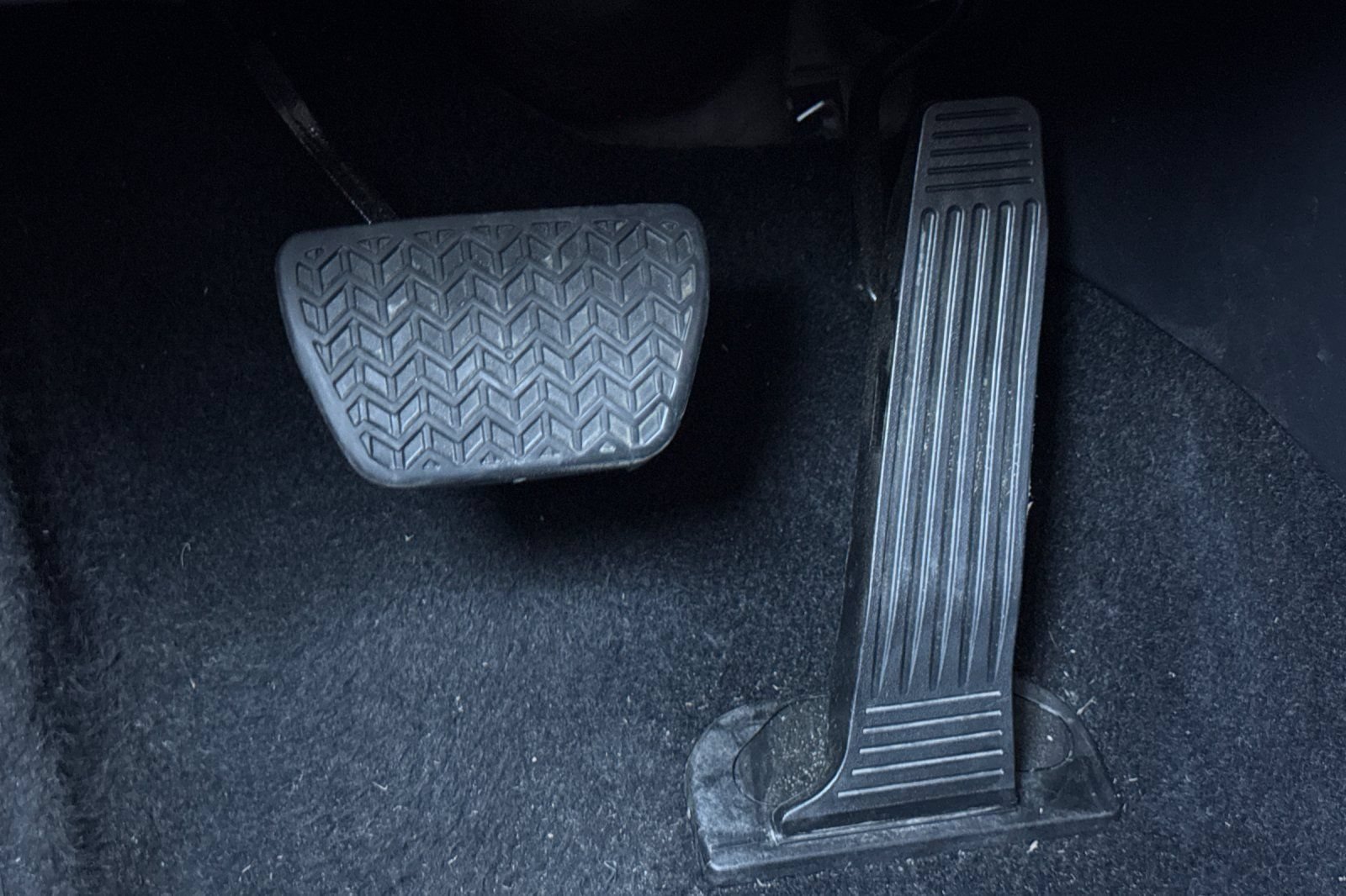 Certified 2025 Toyota RAV4 XLE AWD/4WD image 45