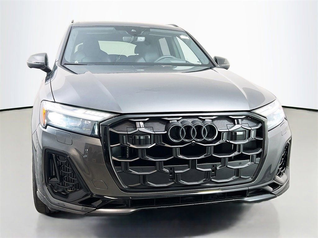 New 2026 Audi SQ7 Prestige image 2