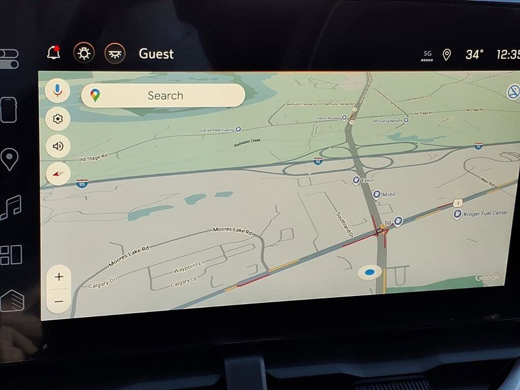 New 2026 Chevrolet Equinox LT w/ Convenience Package II image 16