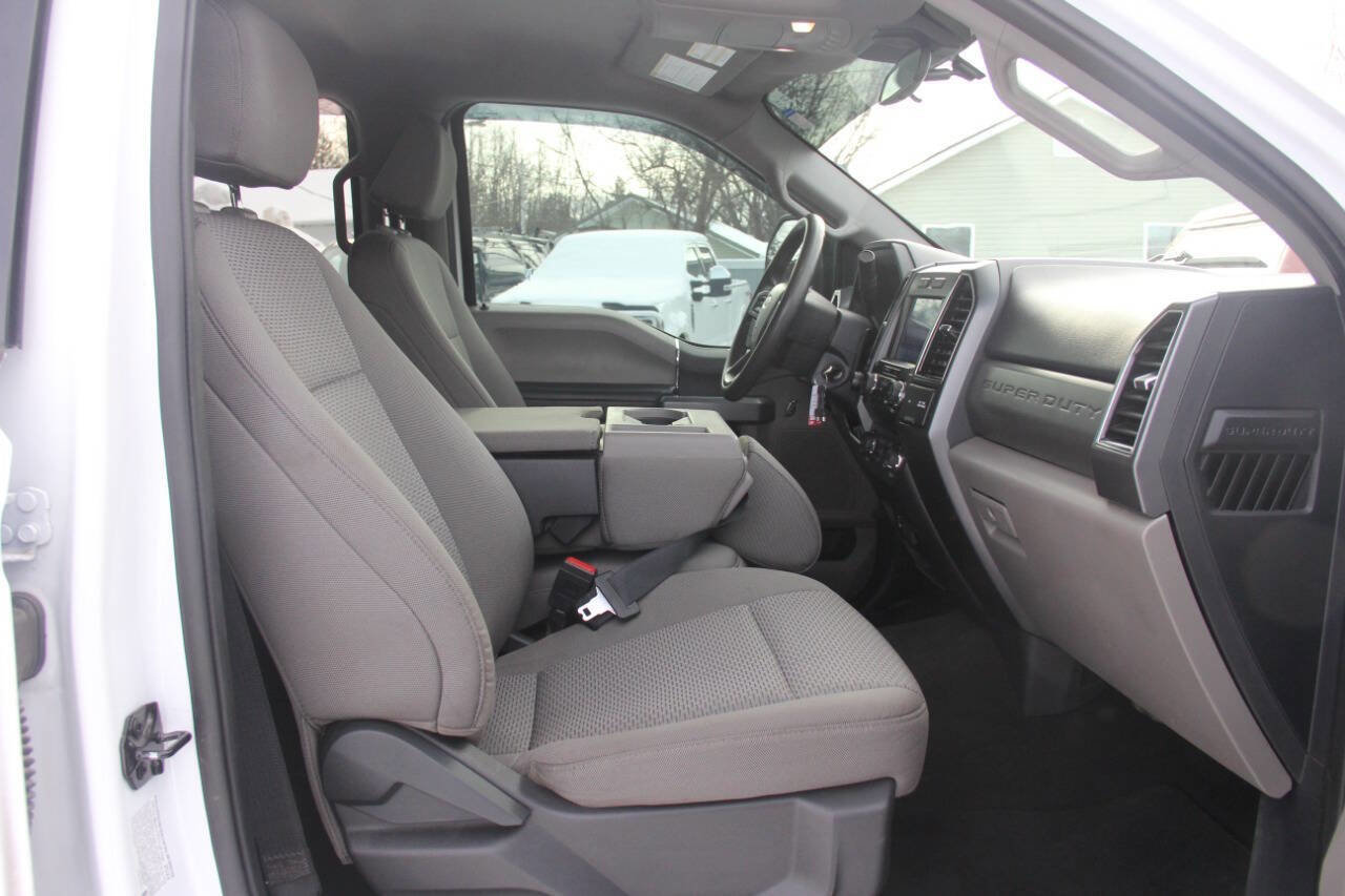 Used 2022 Ford F350 XLT image 25