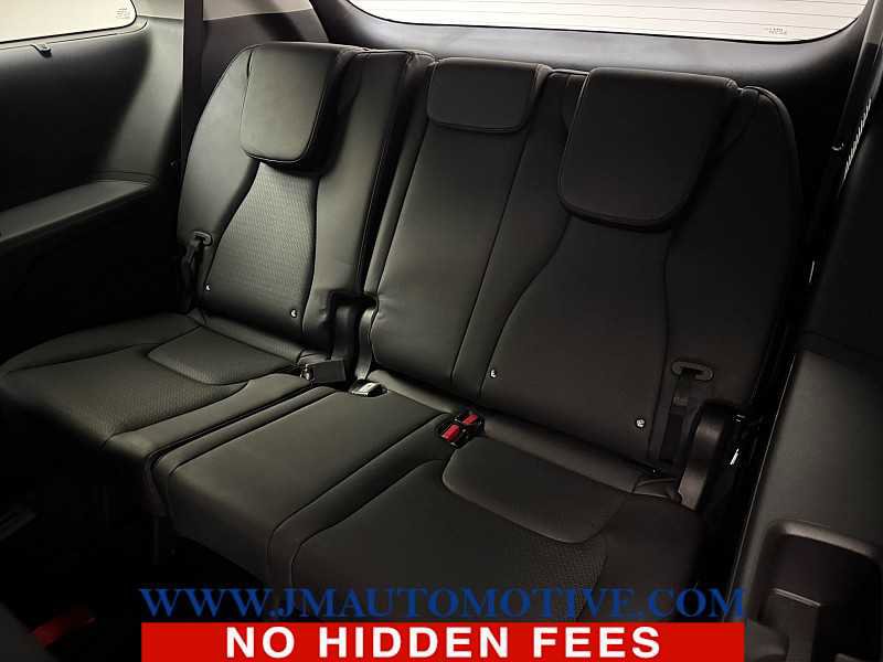 Used 2025 Kia Carnival SX Prestige image 17