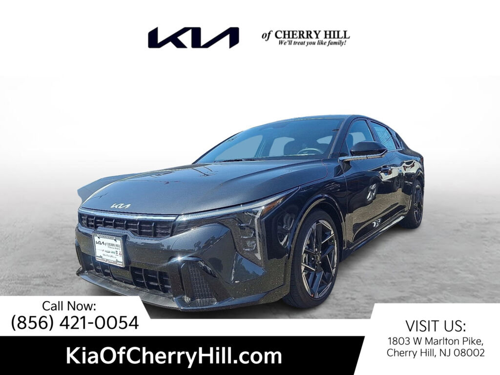 New 2025 Kia K4 GT-Line w/ GT-Line Premium Package FWD image 1