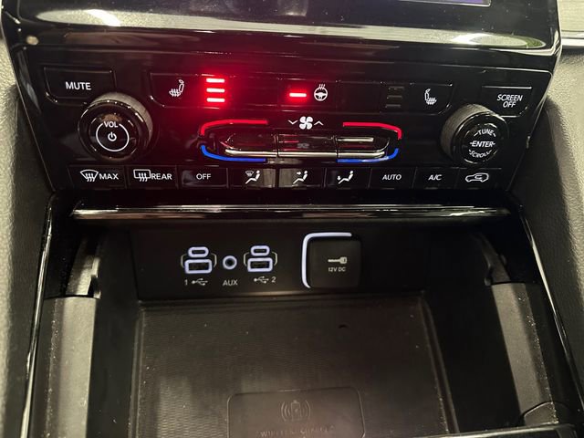 Used 2023 Jeep Grand Cherokee L Laredo image 30