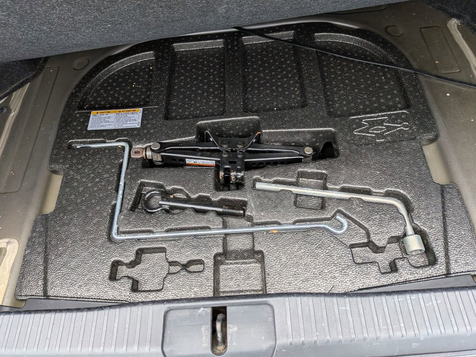 Used 2016 Lexus ES 350 w/ Premium Package w/Wood Trim image 27