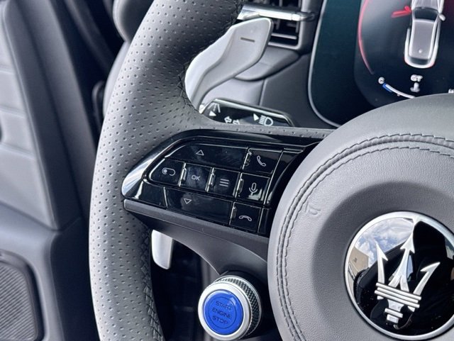 New 2025 Maserati Grecale Trofeo image 14