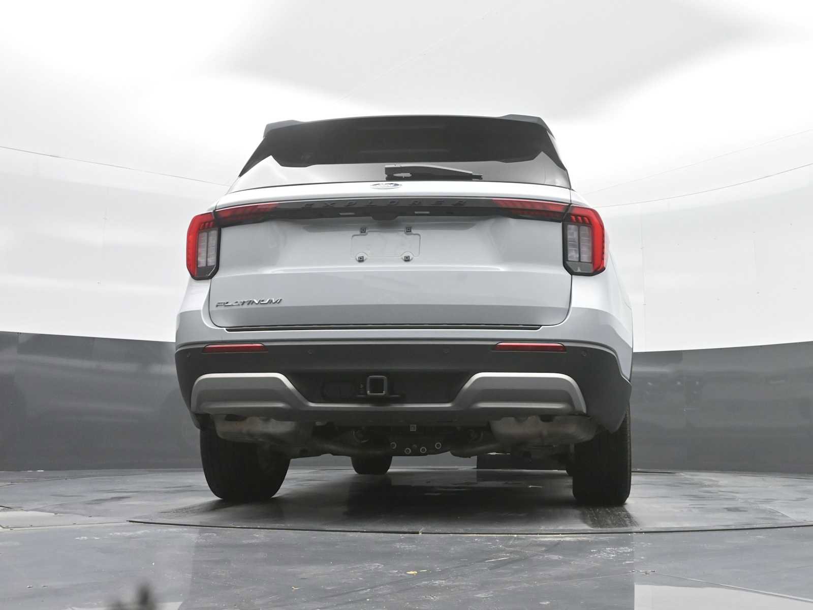 Used 2025 Ford Explorer Platinum image 35
