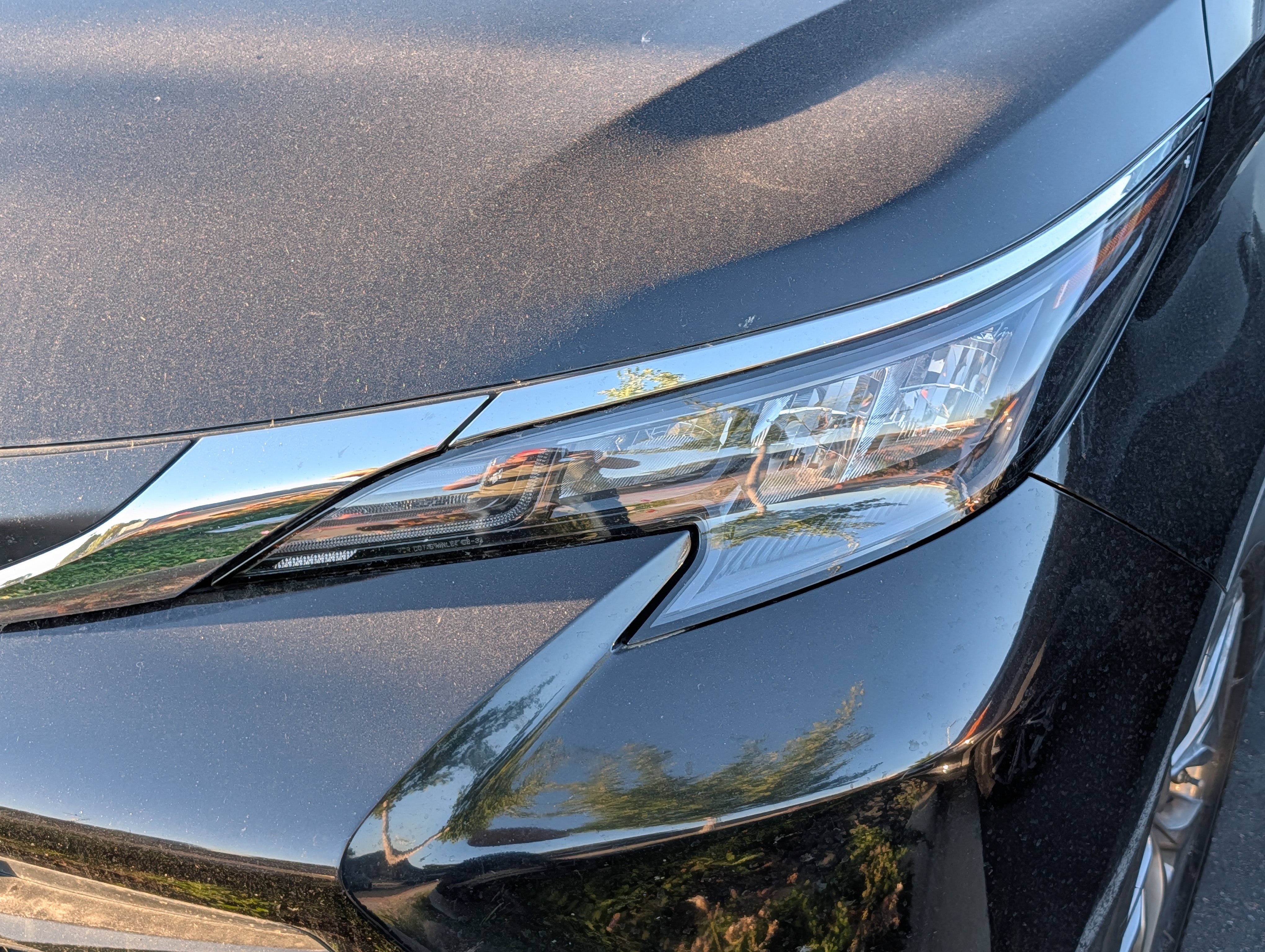 Used 2025 Toyota Sienna LE FWD image 16