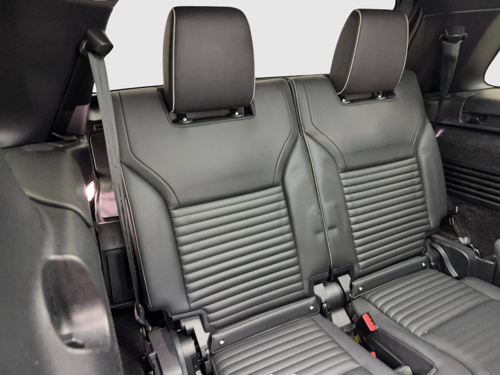 Used 2022 Land Rover Discovery HSE R-Dynamic AWD/4WD image 51