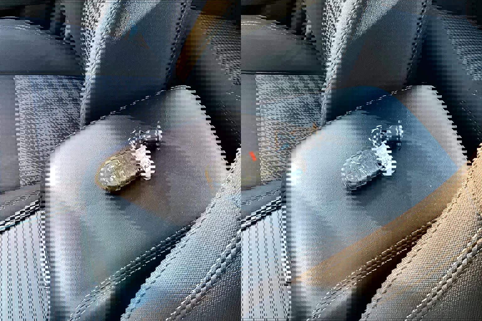 Used 2022 Dodge Charger R/T w/ Blacktop Package image 14