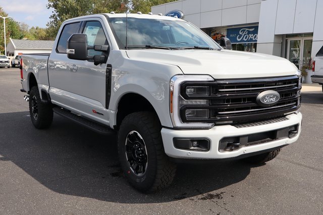 New 2026 Ford F350 Platinum w/ Tremor Off-Road Package image 2