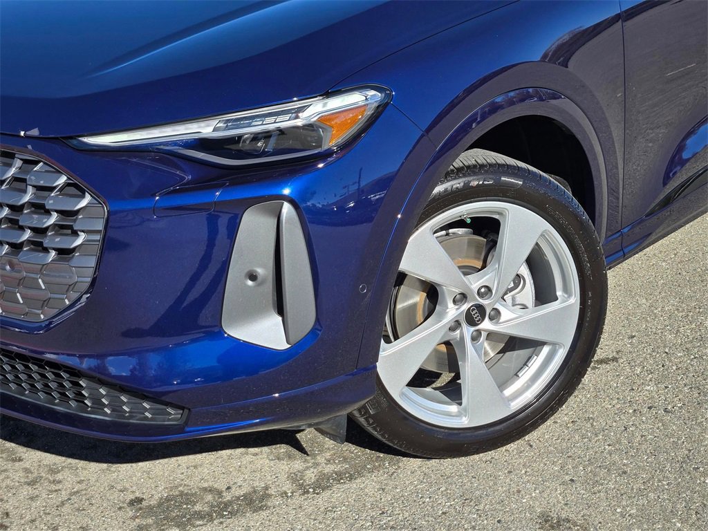 New 2025 Audi Q5 Premium Plus image 9