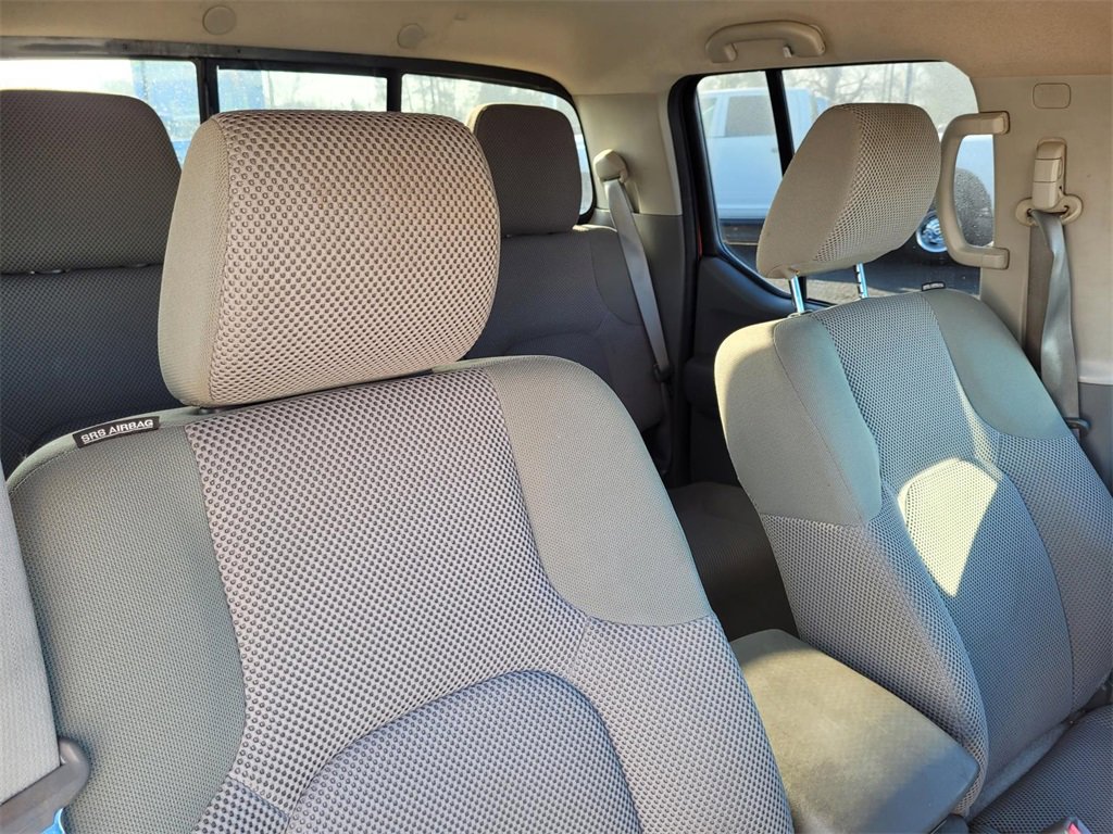 Used 2016 Nissan Frontier SV image 22