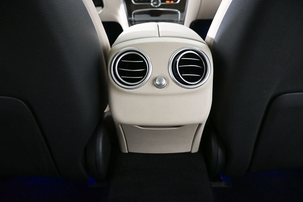 Used 2021 Mercedes-Benz C 300 Sedan image 18