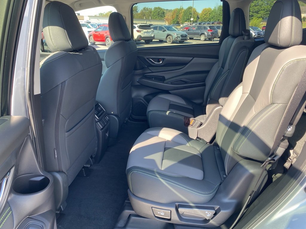 New 2025 Subaru Ascent Onyx Edition image 3