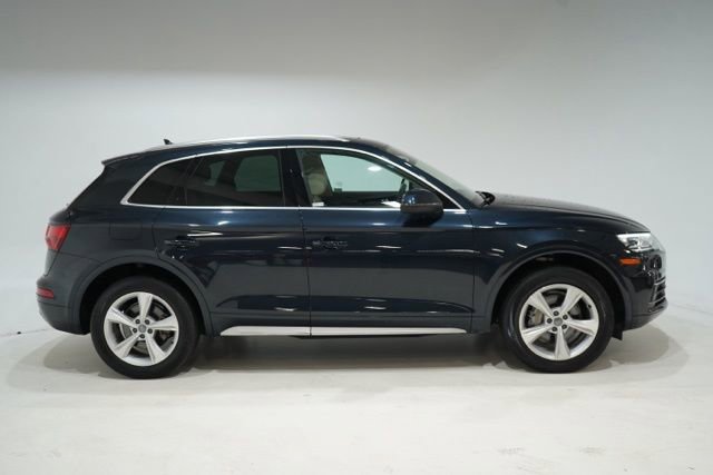 Used 2020 Audi Q5 2.0T Premium w/ Convenience Package image 8