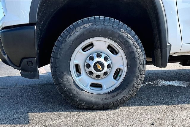 Used 2025 Chevrolet Silverado 2500 W/T w/ WT Convenience Package AWD/4WD image 35