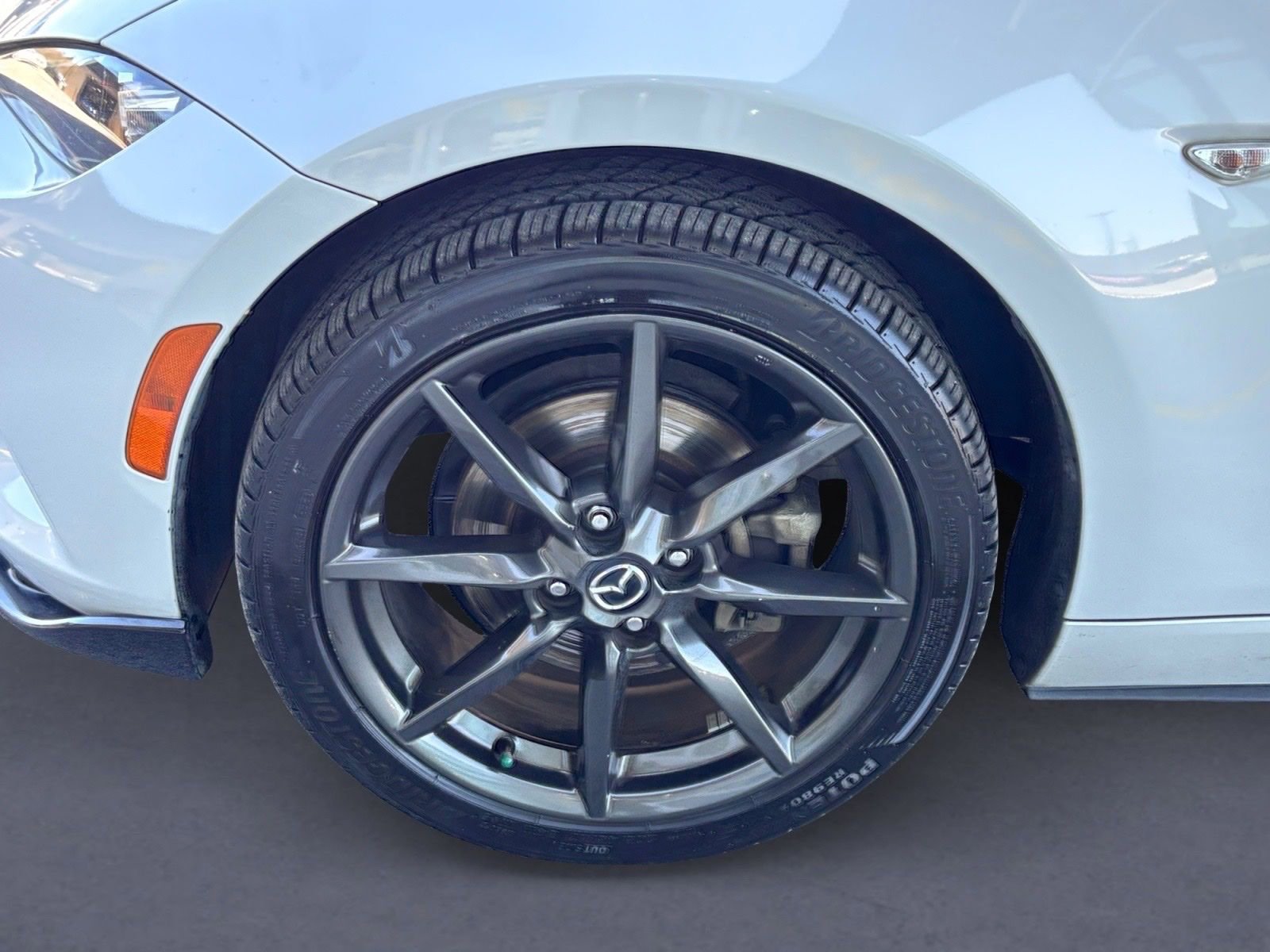 Used 2016 MAZDA MX-5 Miata Club image 9