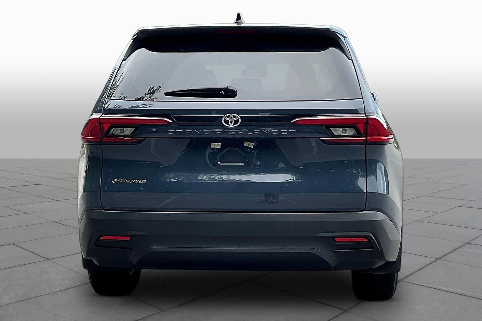 Used 2025 Toyota Grand Highlander AWD Hybrid image 5