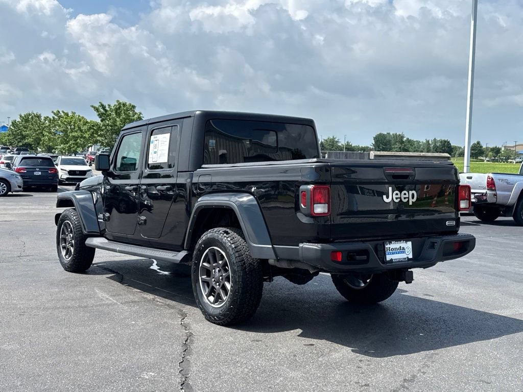 Used 2022 Jeep Gladiator Overland w/ Trailer Tow Package AWD/4WD image 5