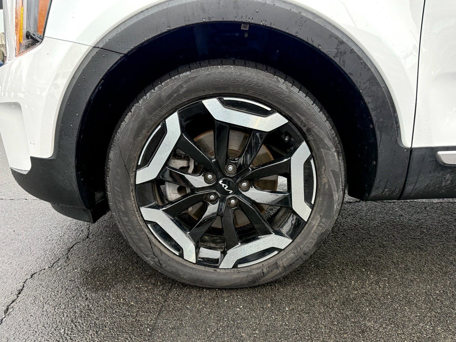 Certified 2024 Kia Telluride S w/ S Sunroof Package image 9