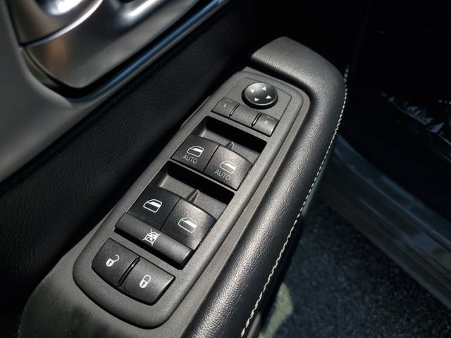 Certified 2020 Chrysler Pacifica Touring-L w/ S Appearance Package FWD image 22