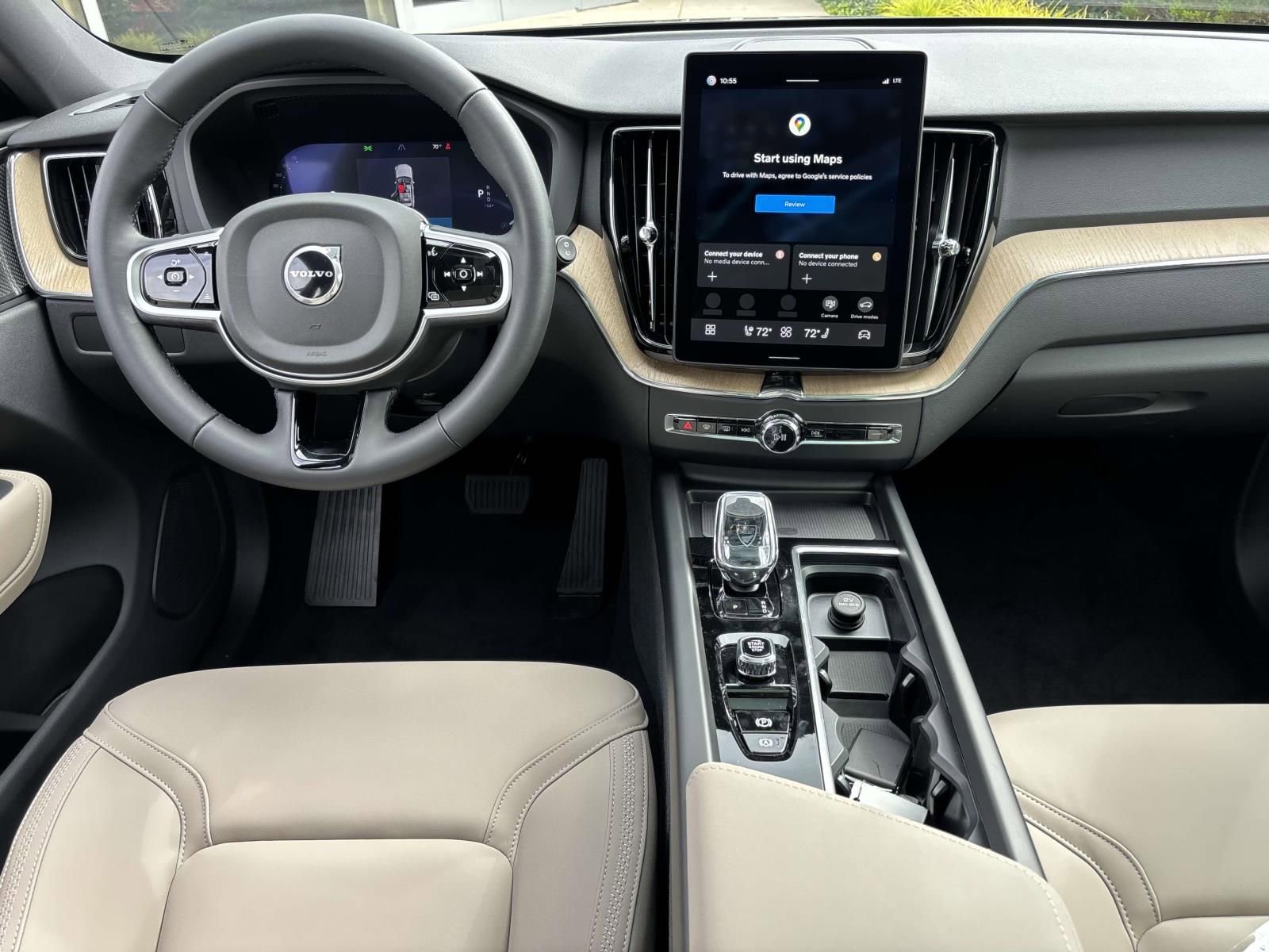 New 2026 Volvo XC60 B5 Plus w/ Protection Package Premier image 27