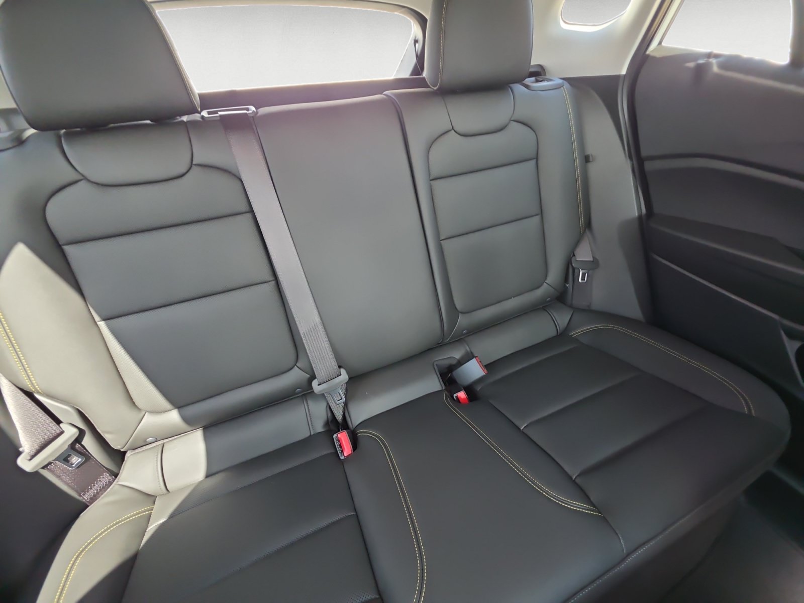 New 2026 Chevrolet Trax ACTIV w/ Sunroof Package FWD image 19